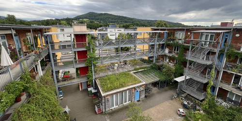 positionen: Architecture and Social Sustainability: Understanding the New Paradigm positionen: Architecture and Social Sustainability: Understanding the New Paradigm