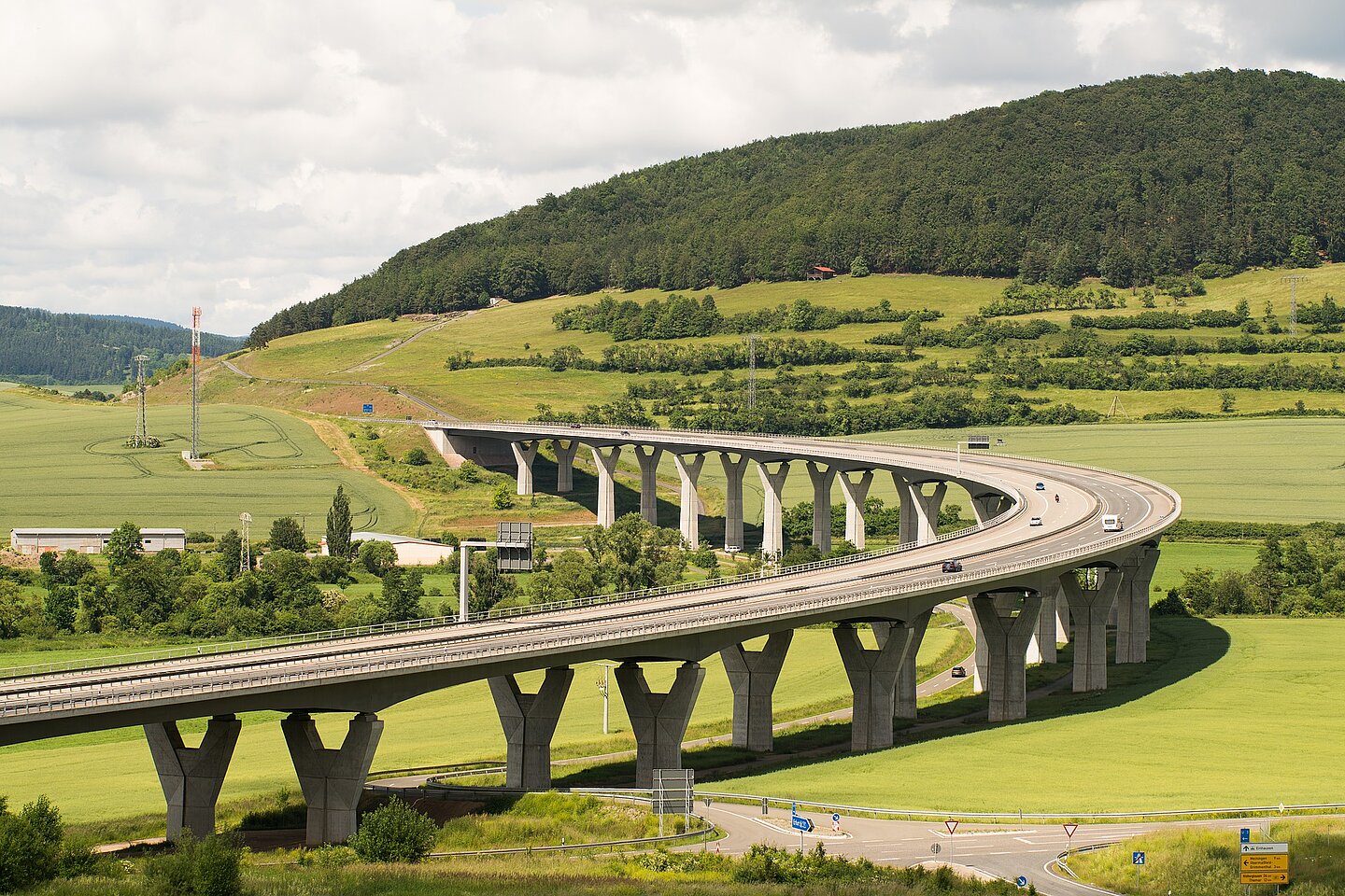 Die Talbrücke Werratal an der A71 in Thüringen (Foto: Torsten Simon/Pixabay).
